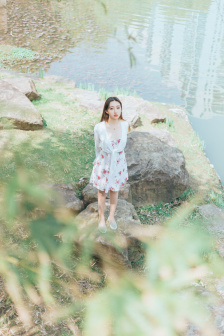 女人第一次一进去就出血